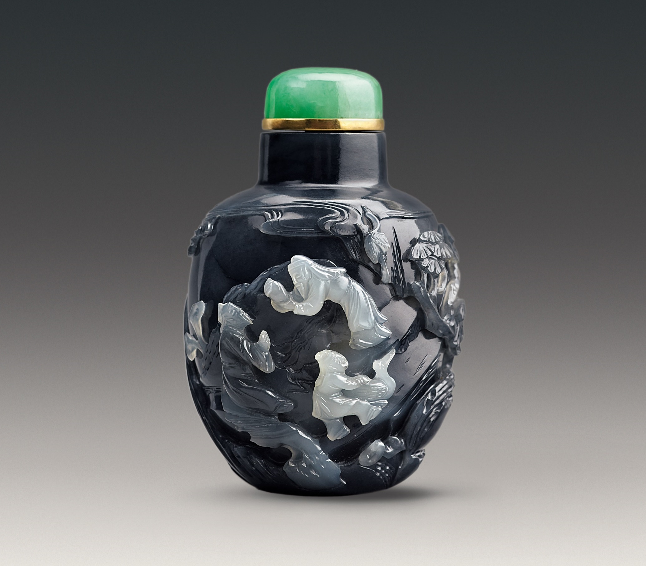 Black jade snuff bottle with scholars and peach design