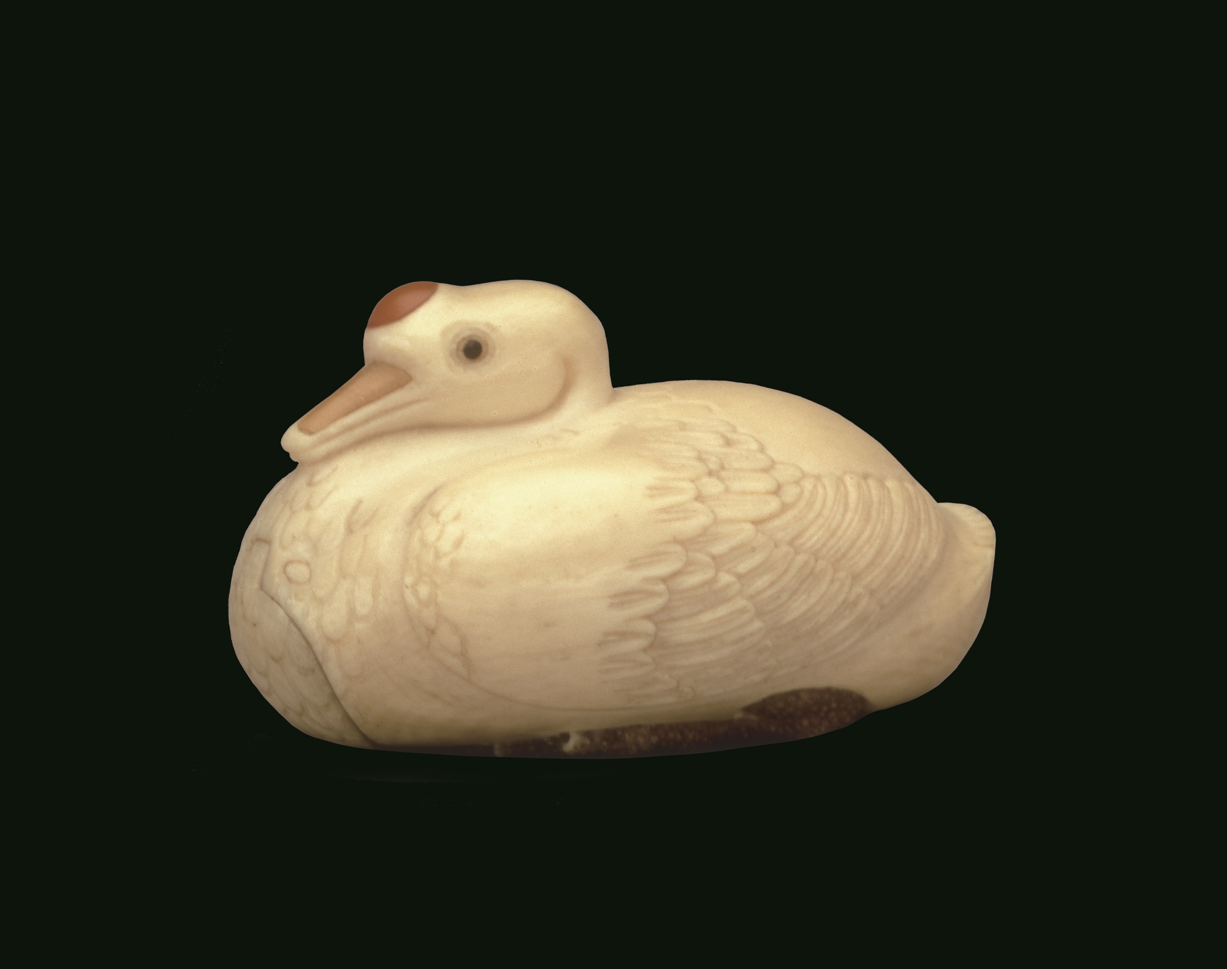 牙雕鵝形鼻煙壺