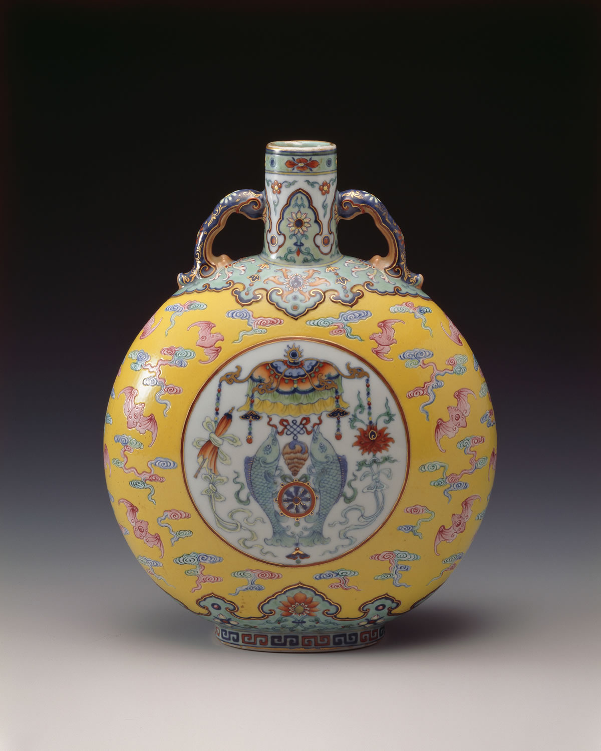 Moonflask with eight Buddhist emblems in <em>doucai</em> enamels on yellow ground